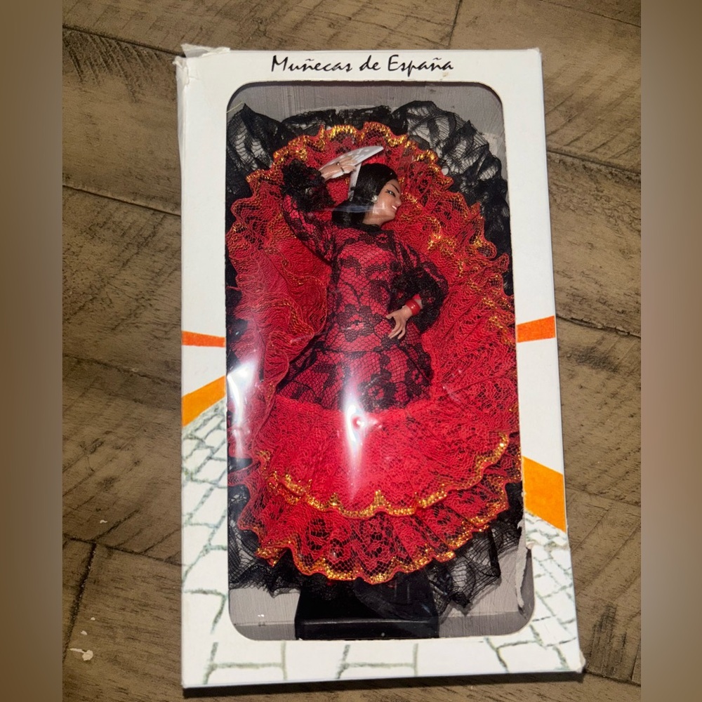 Flamenco Dancer Figurine in Red and Black Lace dress